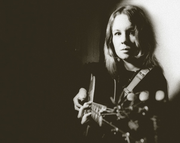 Extract Ive Always Kept A Unicorn The Biography Of Sandy Denny The Arts Desk